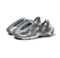 HighSlides 4.0 (1.2in Sole Boost)