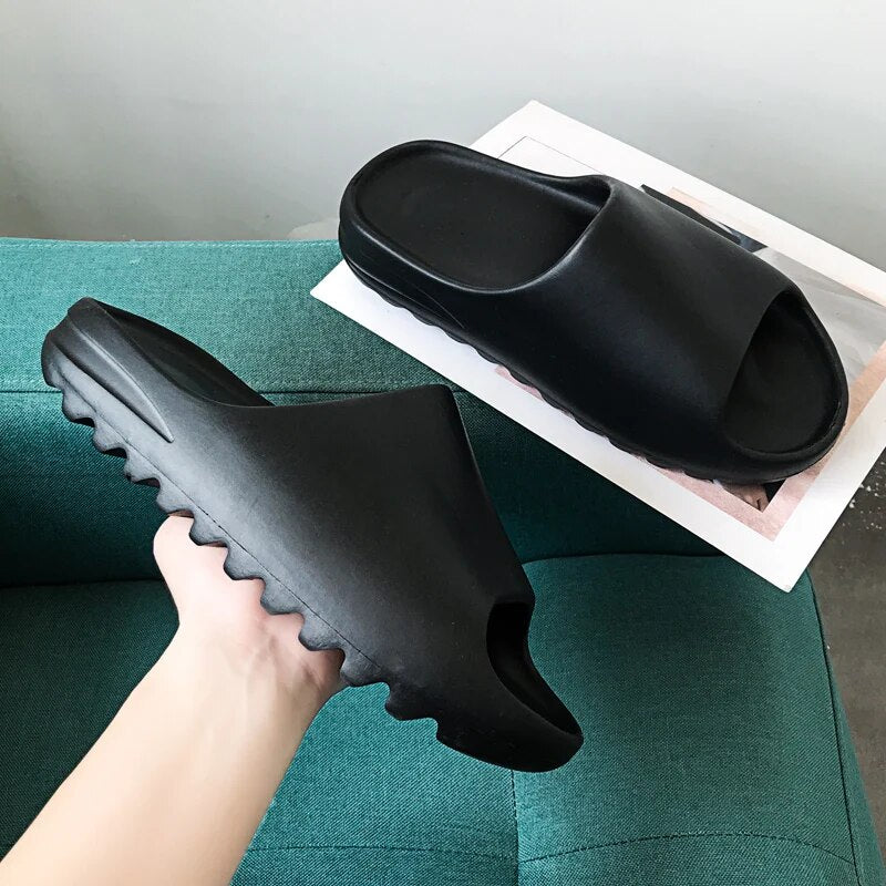 HighSlides 2.0 (1.5in Sole Boost)